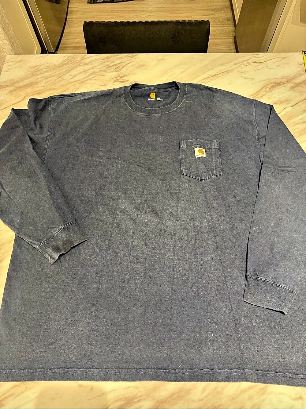 Carhartt Loose Fit Heavyweight Navy Long-Sleeve Pocket T-Shirt Men's Long-Sleeve